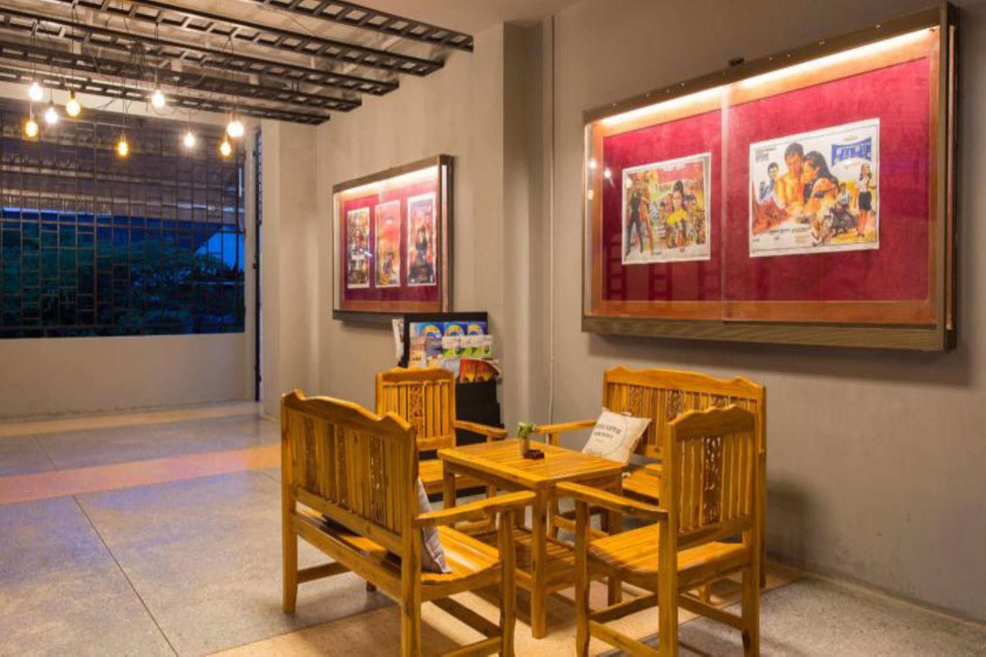 Holiday Station Hostel Krabi town Dış mekan fotoğraf