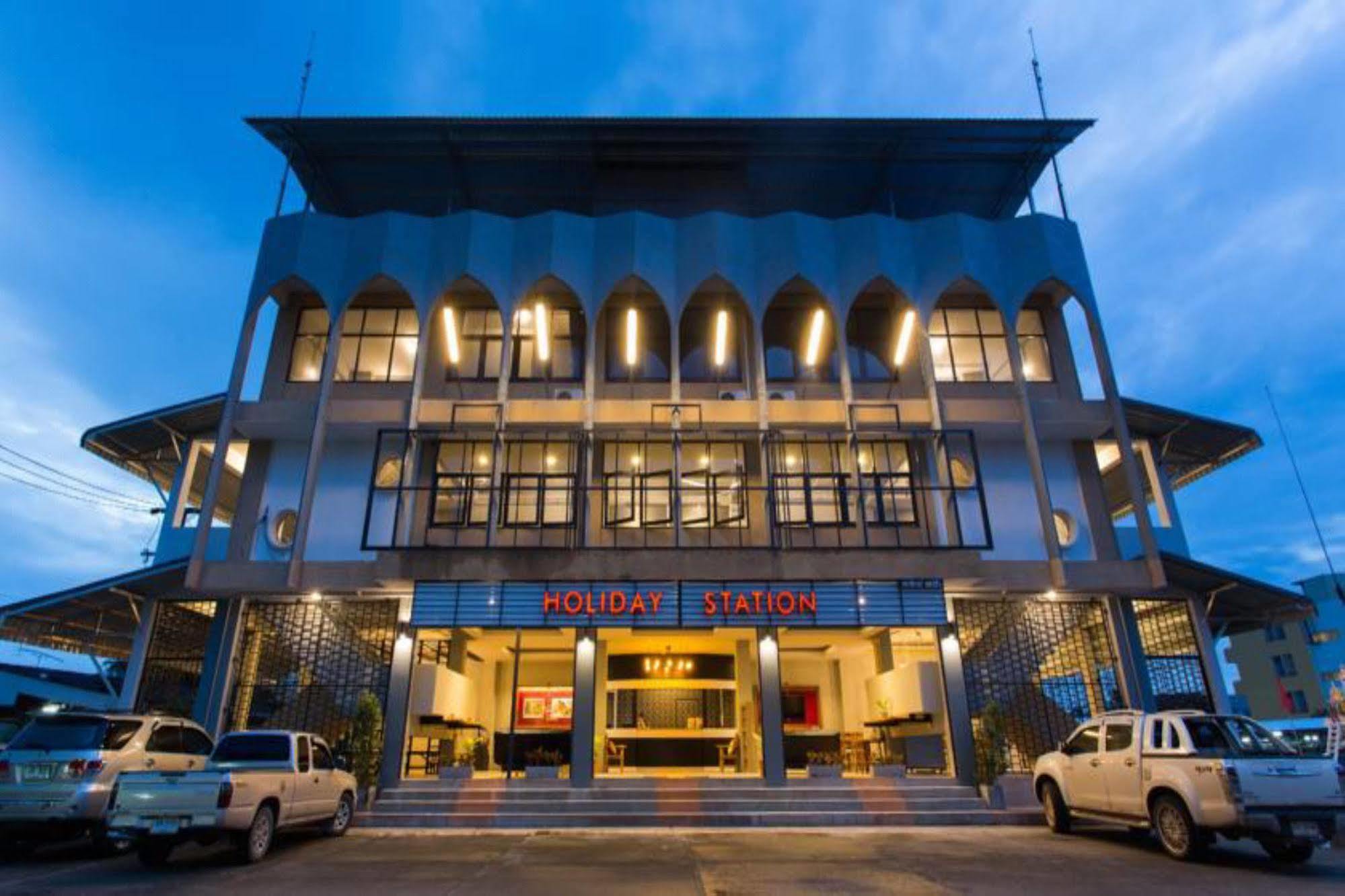 Holiday Station Hostel Krabi town Dış mekan fotoğraf